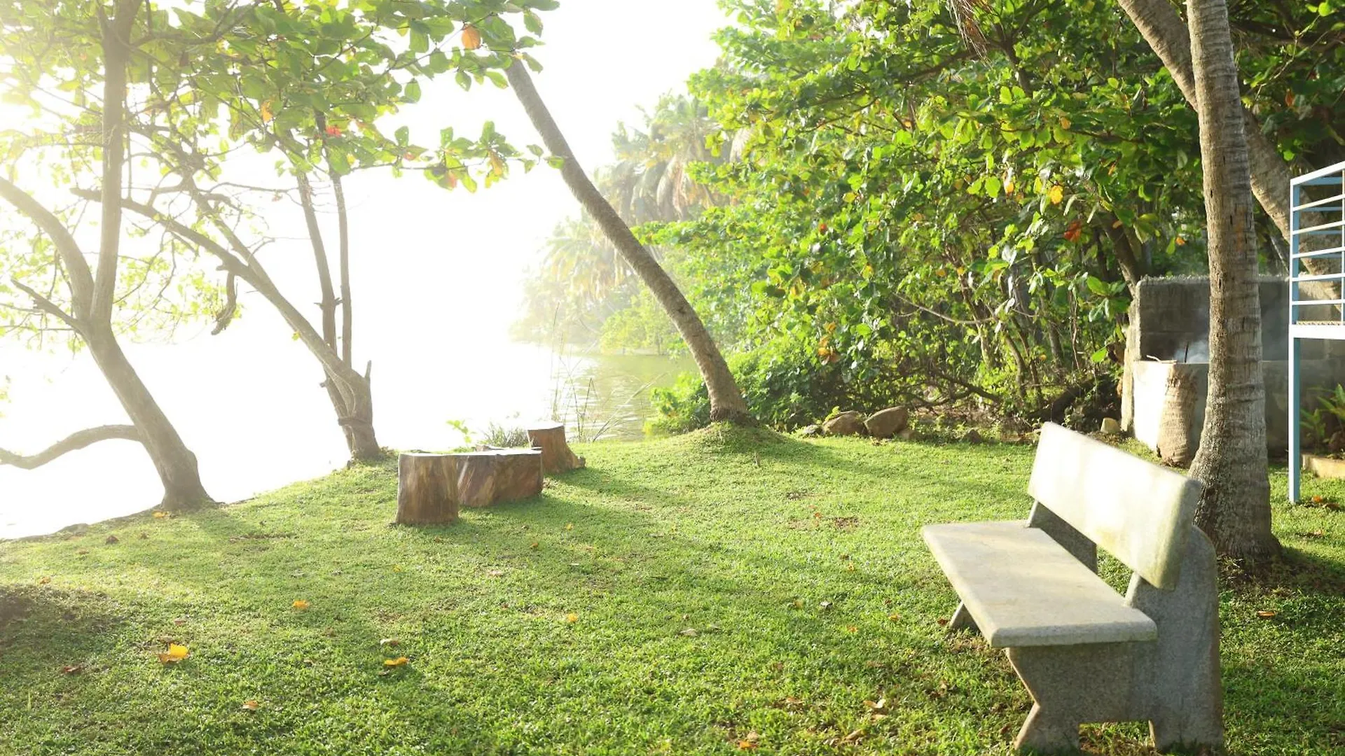 River Loom Kovalam Kwatera prywatna